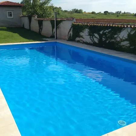 Francesca Villa Poreč