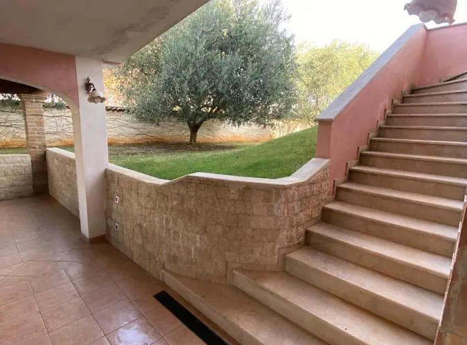 Francesca 빌라 포레치