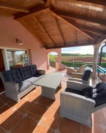 Francesca Πόρετς