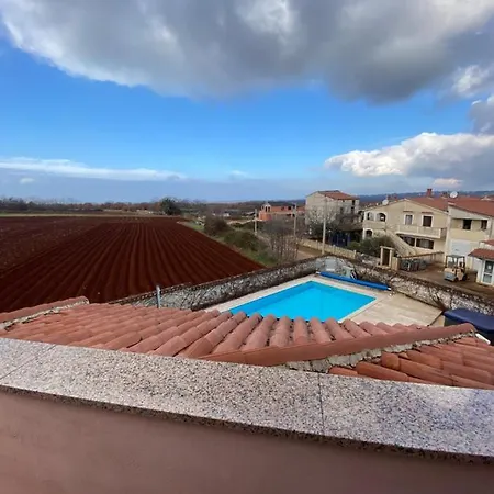 Vila Francesca *