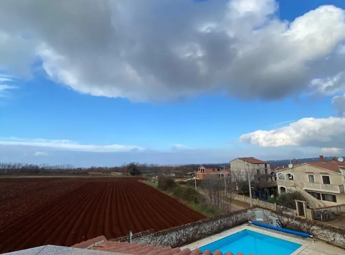 Francesca فيلة *